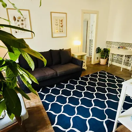 Comfortable Family In Alfama *