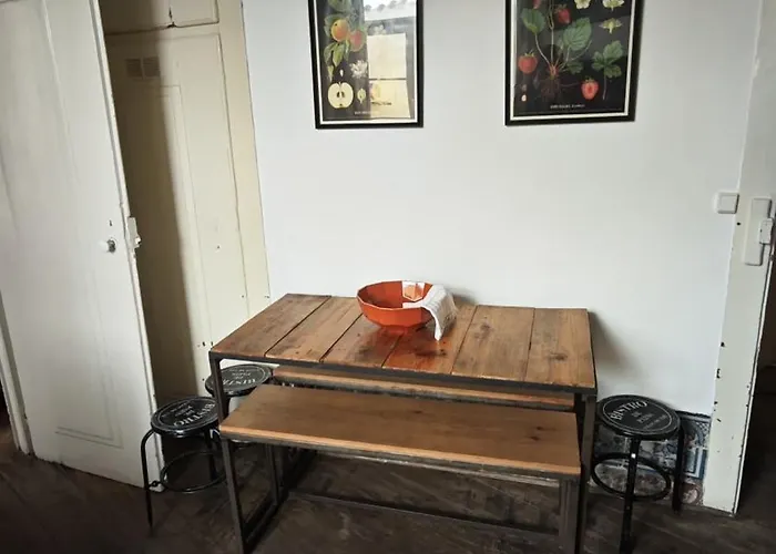 Comfortable Family In Alfama Lissabon