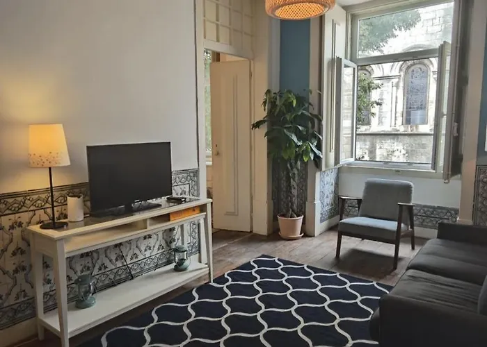 Apartment Comfortable Family In Alfama Lisbon