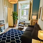 Апартаменти Comfortable Family In Alfama