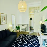 Апартаменти Comfortable Family In Alfama